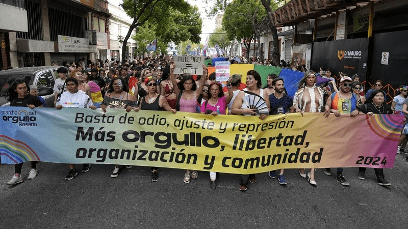 rosario marcha del orgullo