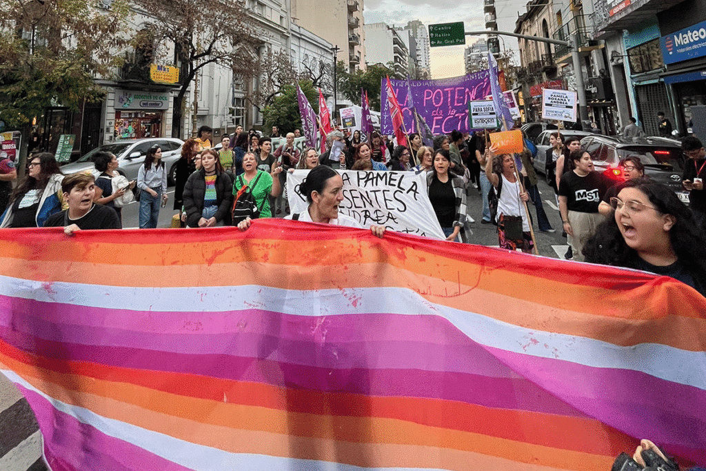 foto diario tiempo argentino