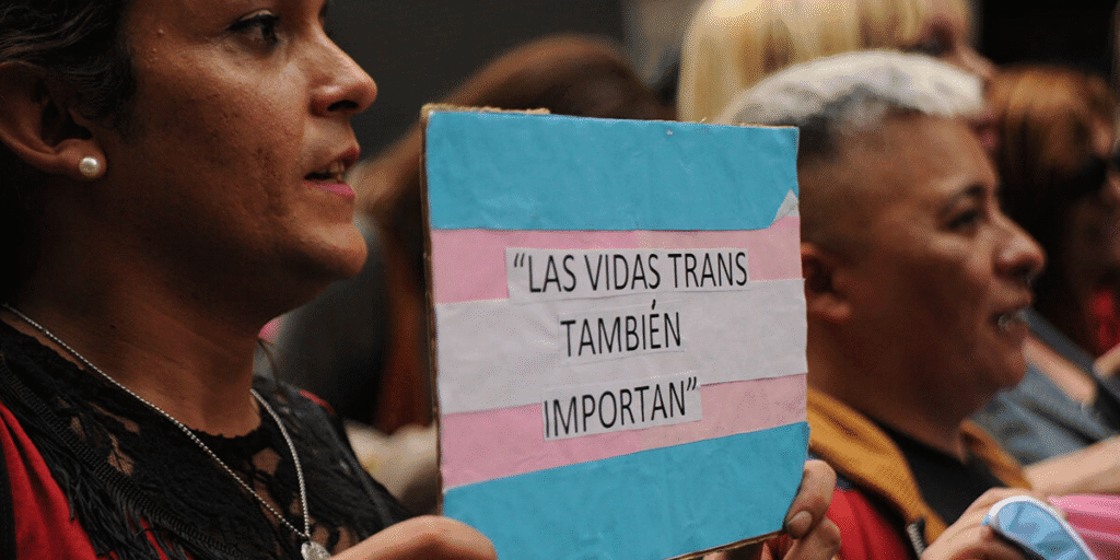 Autor: GUTRAICH ARIEL Derechos de autor: Gutraich Ariel