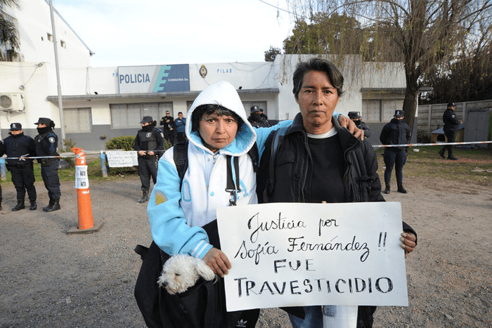 Crimen de Sofía: revocaron el sobreseimiento de 9 de los 10 policías implicados Crimen de Sofía: revocaron el sobreseimiento de 9 de los 10 policías implicados