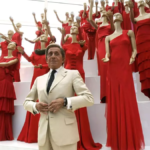 Nos despedimos de Valentino, el icono LGTBIQ+ que hizo historia en el mundo de la moda