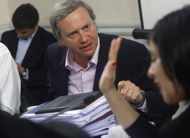 Chile a ciegas: El gobierno de Kast cancela la fase clave de la encuesta LGBTIQ+