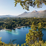 Organizaciones LGBTIQ+ exigen al municipio de Villa La Angostura que reglamente el cupo laboral travesti-trans