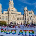 El odio no para: más de la mitad de las personas LGTBI+ en España sufrió discriminación, acoso o agresión en el último año