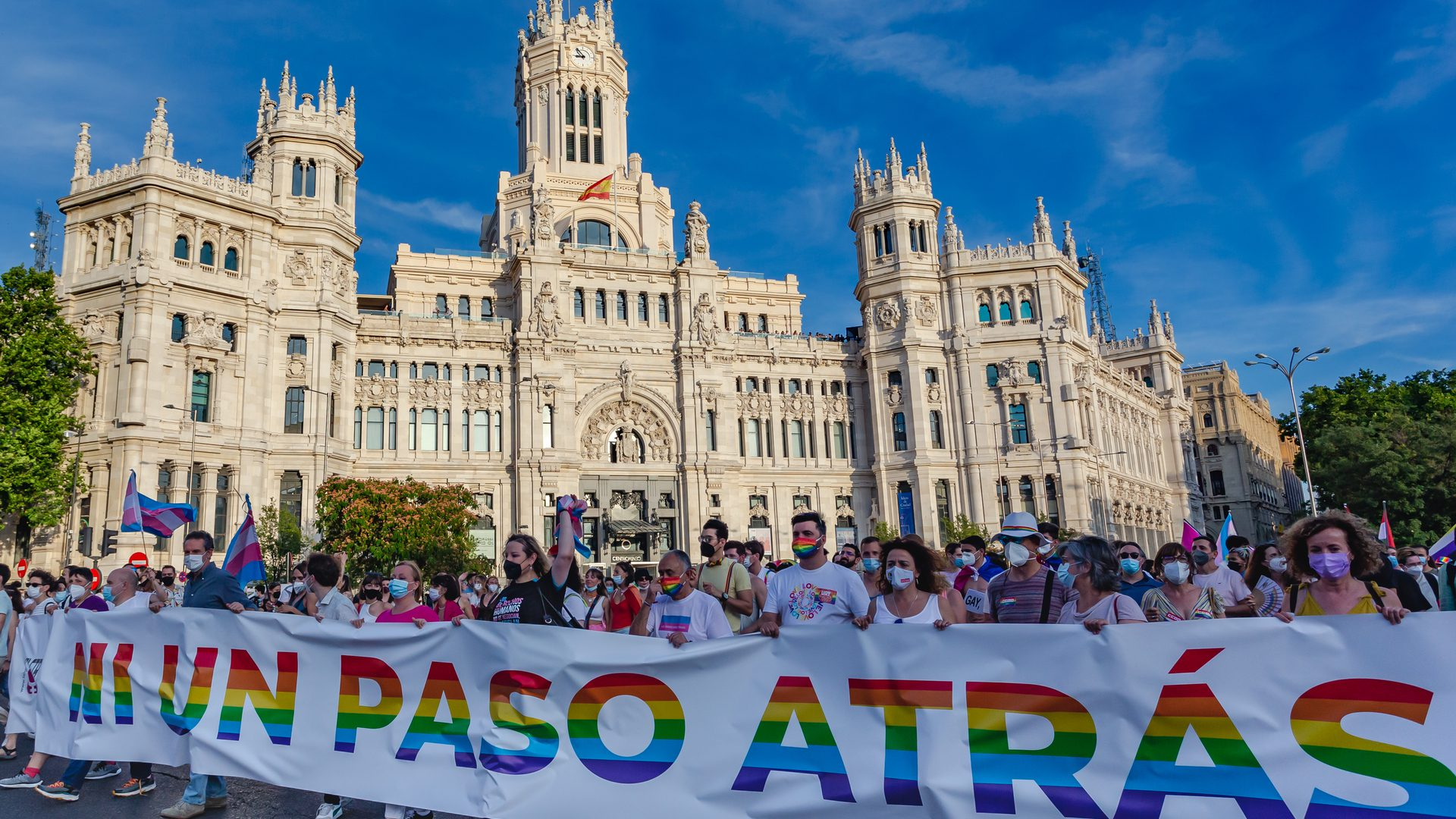 El odio no para: más de la mitad de las personas LGTBI+ en España ...