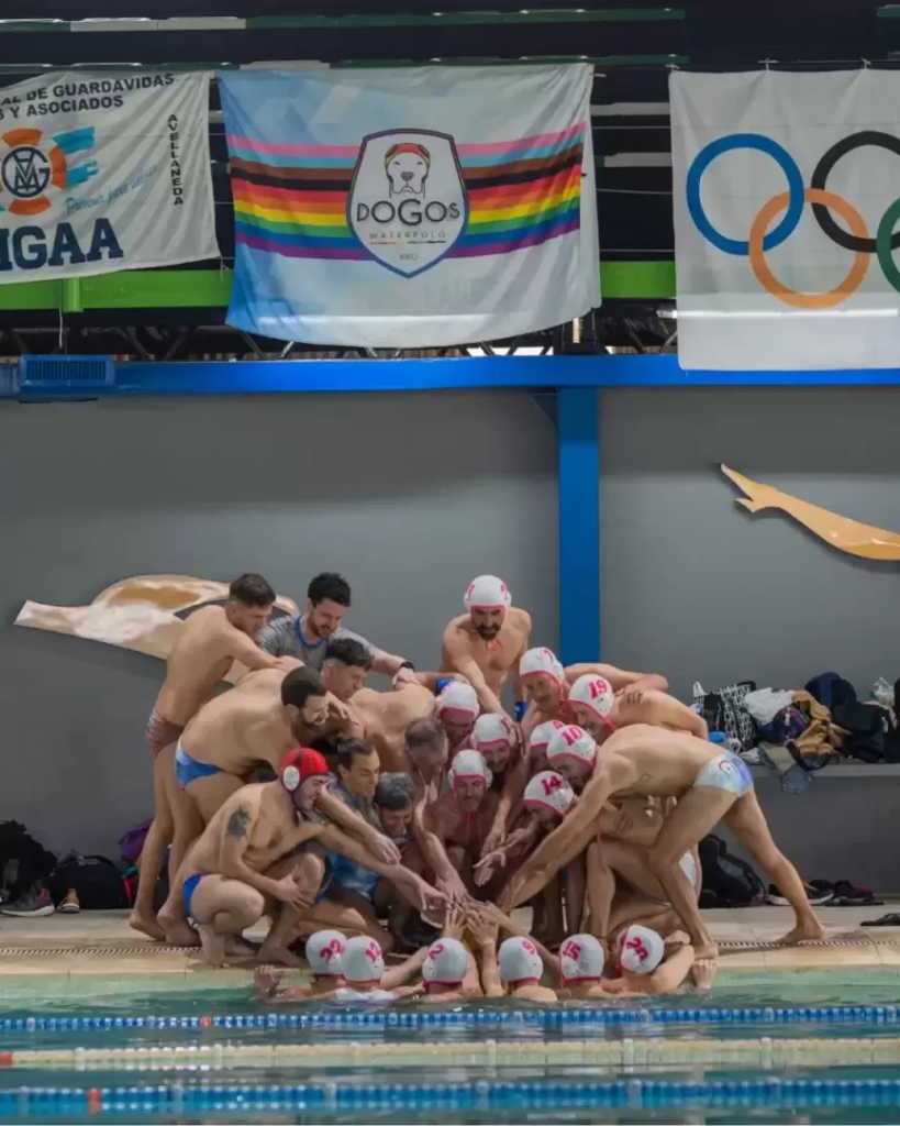 Dogos Waterpolo, el único equipo LGBT de Sudamérica que competirá en los Gay Games de Valencia Dogos Waterpolo, el único equipo LGBT de Sudamérica que competirá en los Gay Games de Valencia