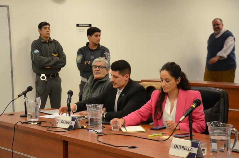 Roberto Sánchez fue declarado culpable del transfemicidio de Azul Semeñenko Roberto Sánchez fue declarado culpable del transfemicidio de Azul Semeñenko